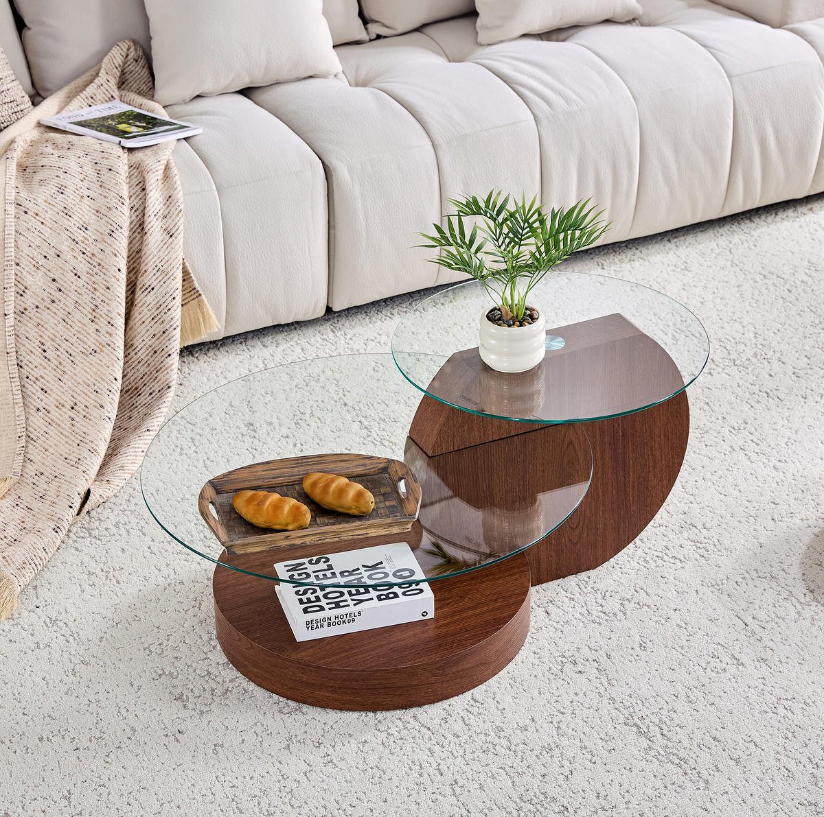 COUCHTISCH 90/70/44 cm aus MDF und Sicherheitsglas Transparent/Walnuss mit mehrstufiger Ablage - Walnussfarben, Holzwerkstoff (90/70/44cm) - OKMYHOME