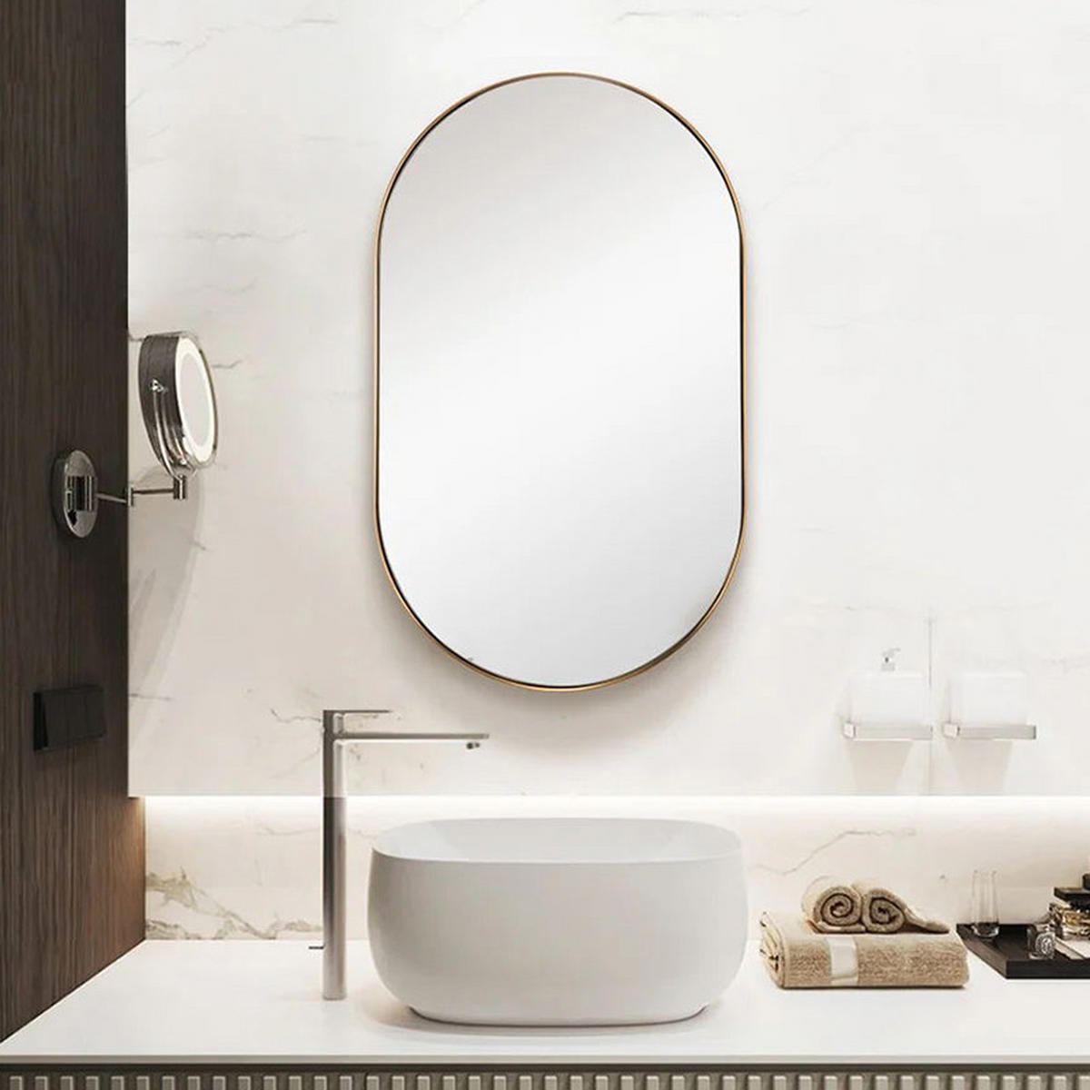 WANDSPIEGEL 40/70/2.8 cm Badezimmer Kapselform Metallrahmen Gold - Goldfarben, Glas/Metall (40/2.8/70cm) - Livingandhome