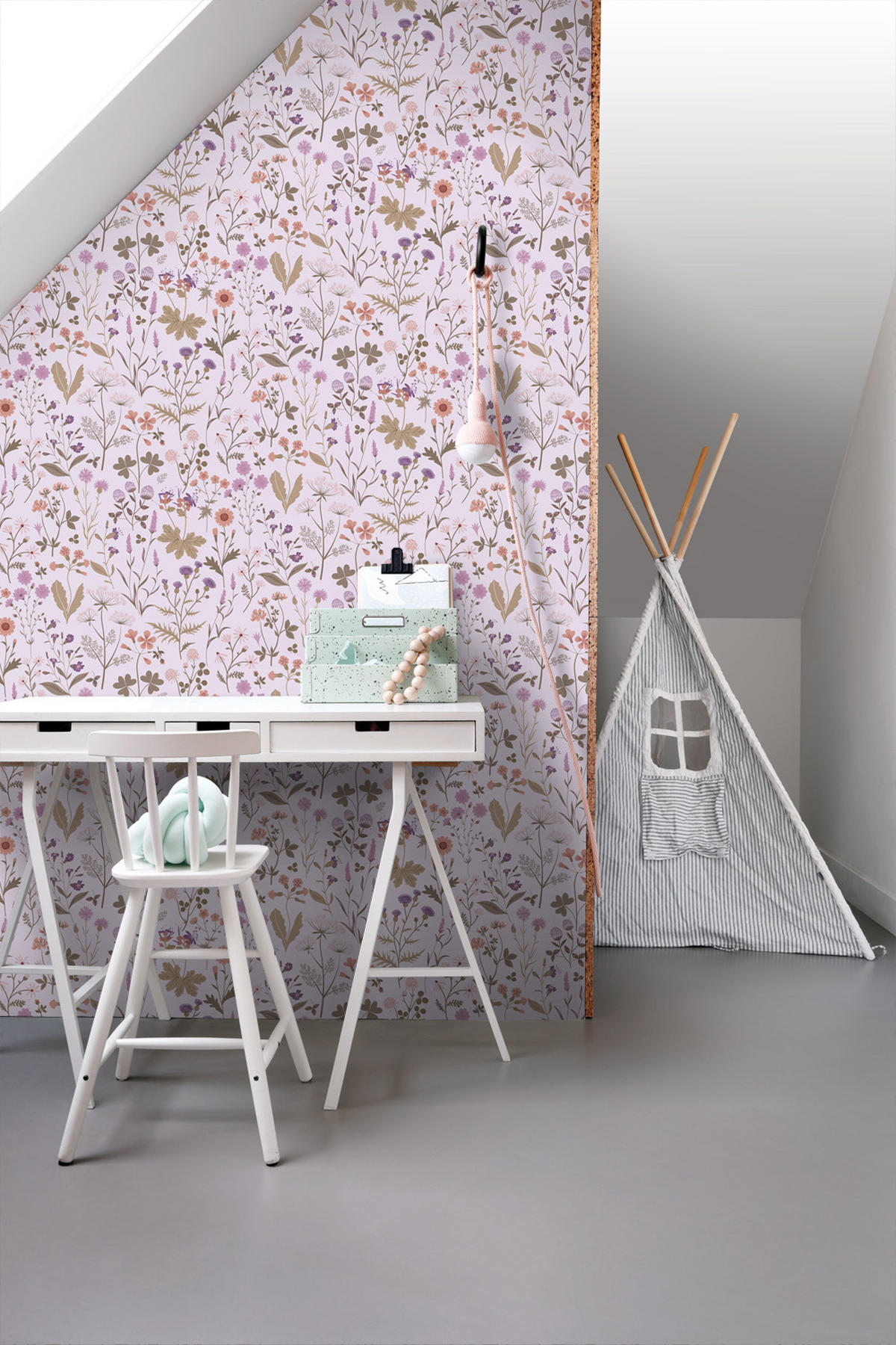 TAPETE Feldblumen 53 cm x 10.05 m - Lila, Papier (53/0.1cm) - ESTAhome