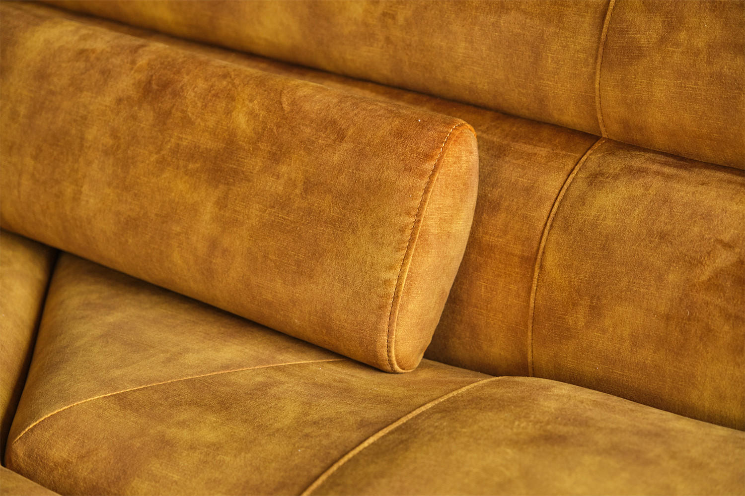 BIG SOFA MIT KISSEN TARA Gold Velvet - Goldfarben, Textil (286/76/143cm) - KAWOLA