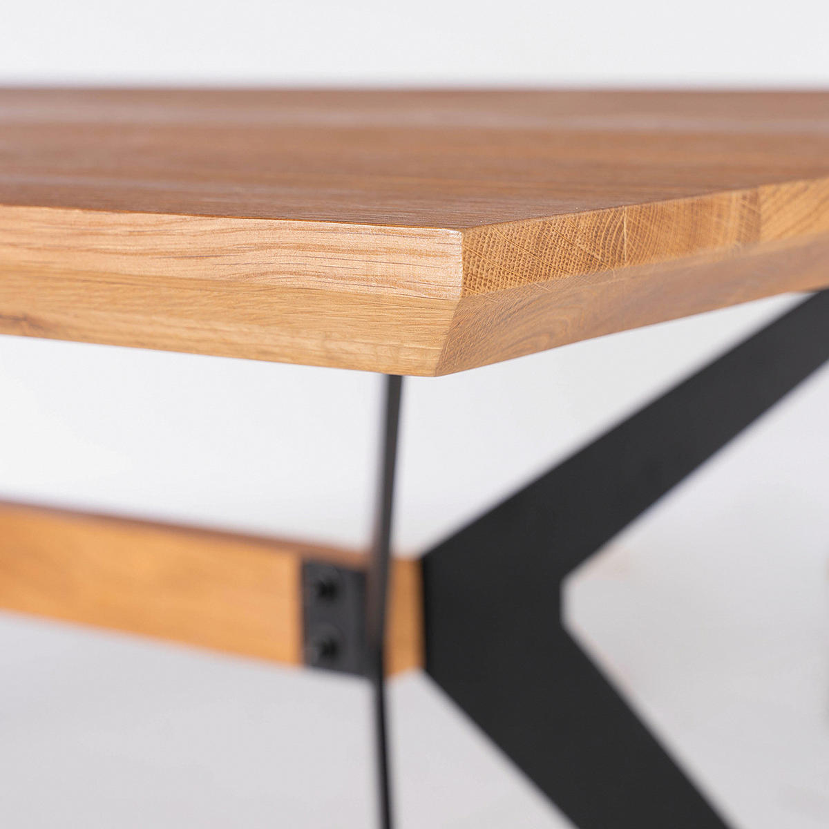 ESSTISCH - Zerreiche massiv / Eisen - Eichefarben, Holz (100/200/77cm) - home24