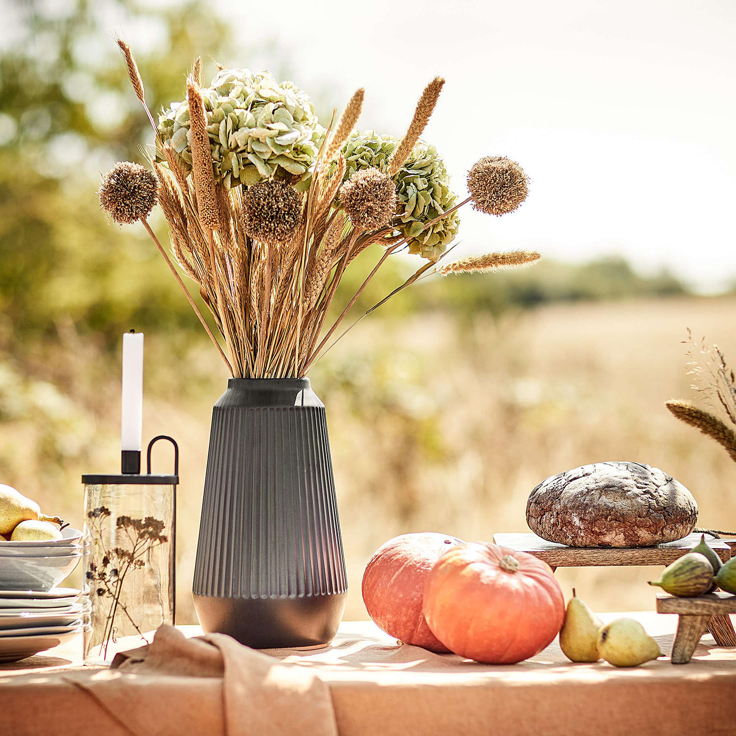 VASE Finja - Schwarz, Keramik (32cm) - BUTLERS