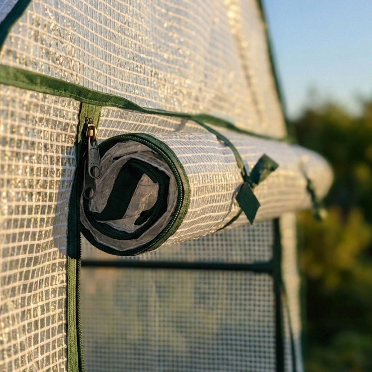 MINI Gewächshaus in Hausform, Weiß, 143x73x195 cm - Weiß, Metall (143/195/73cm) - Akord