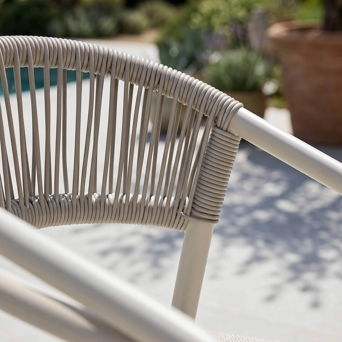GARTENSTUHL, Nocera, beige - Beige, Metall (59.5/79/55cm) - Oviala