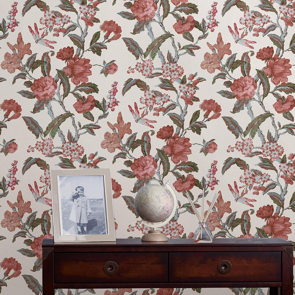 VLIESTAPETE Minera Karminrot | Beige Rot | Blumen | 10mx52cm - Rot, Papier/Kunststoff (52/1000cm) - Graham & Brown