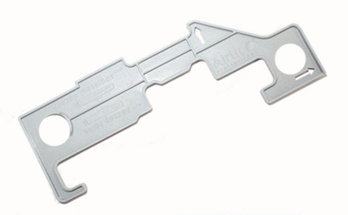 KÜCHENLEERBLOCK Brerra Cdb lichtgrün / reinweiß lackiert / weiß matt 9-teilig - Weiß/Grün, Holzwerkstoff (340/207/50cm) - Feldmann-Wohnen