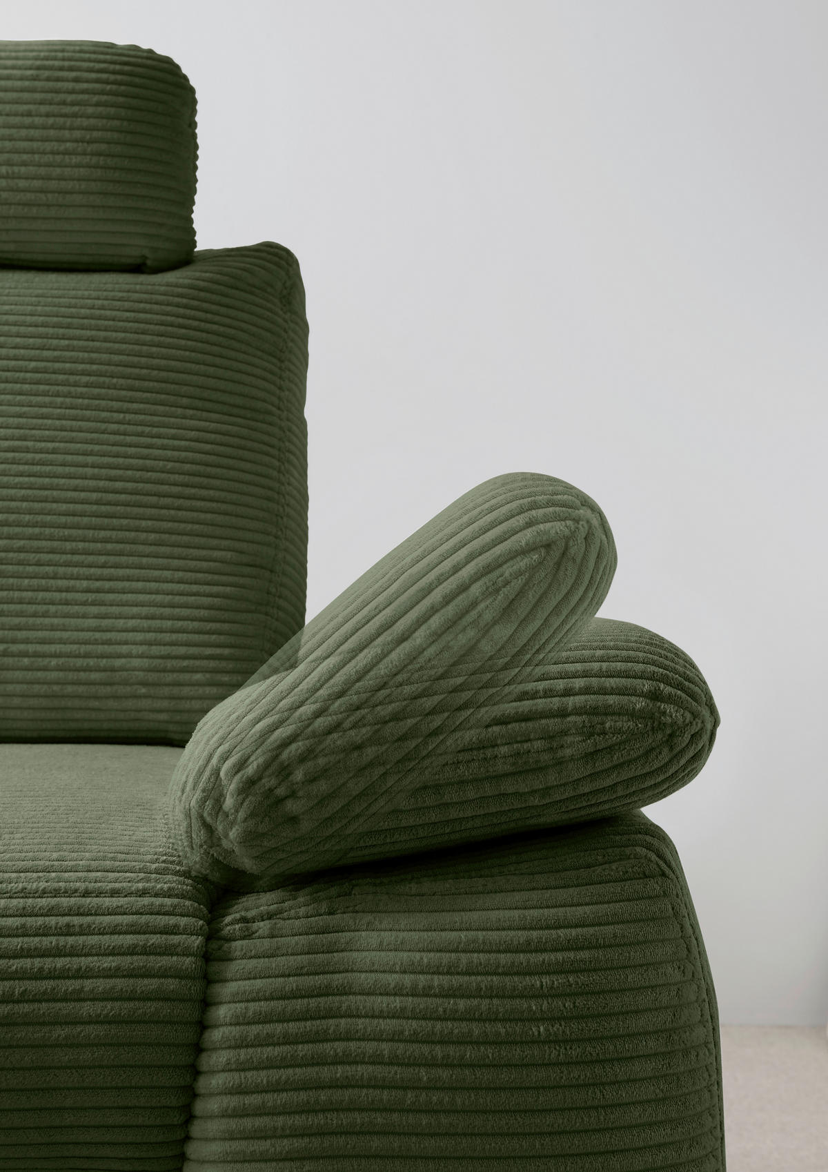 ECKSCHLAFSOFA in Cord Dunkelgrün  - Wildeiche/Dunkelgrün, Modern, Holz/Textil (206/261cm) - Livetastic