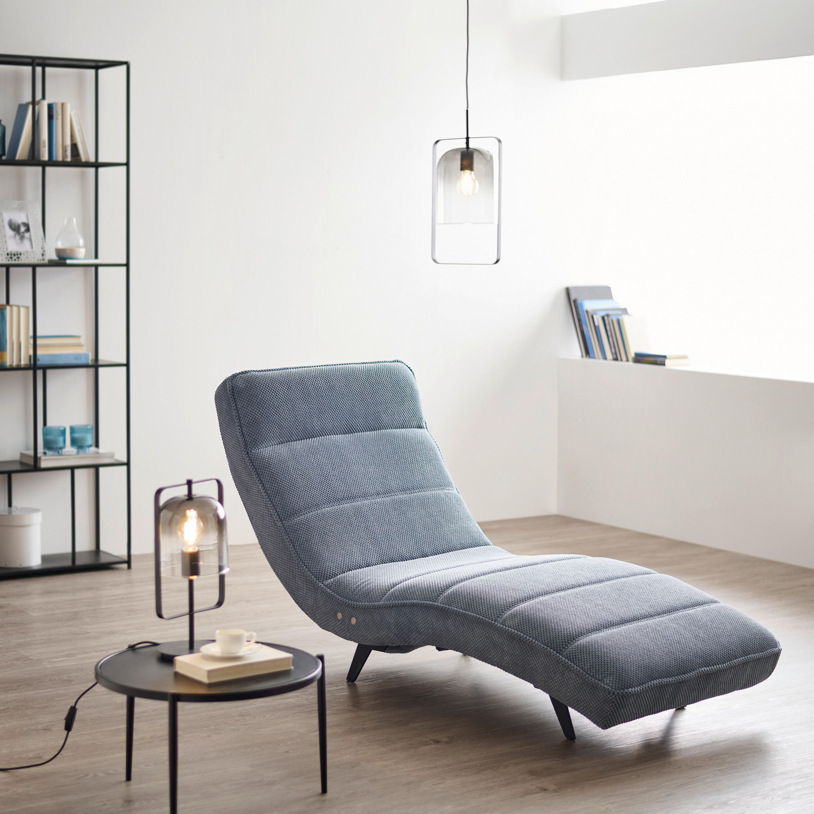 LIGGFÅTÖLJ i vävt tyg blågrå  - blågrå/svart, Design, metall/textil (75/158-178/58-86cm) - Livetastic