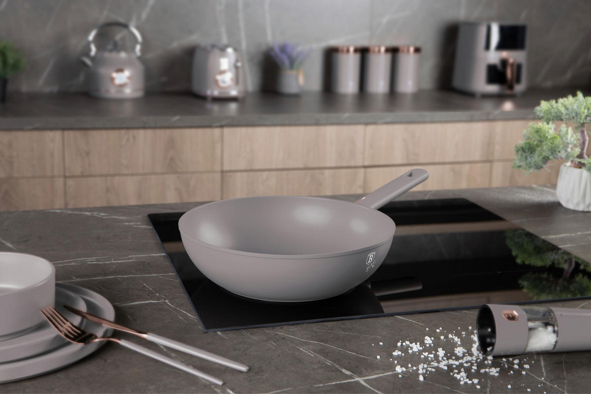 WOK 28 cm  - bézs, Basics, fém (28cm)