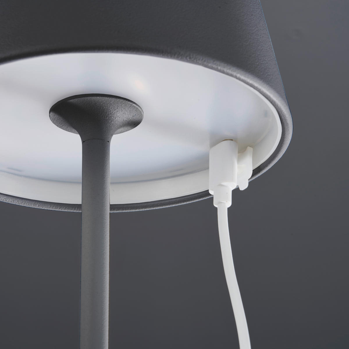 AKKU-TISCHLEUCHTE Cosenza 11/34 cm   - Schwarz, KONVENTIONELL, Metall (11/34cm)