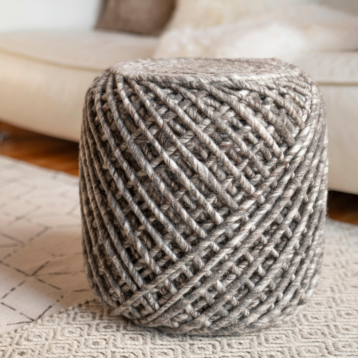 POUF in Taupe Textil  - Taupe, Trend, Textil (40/40cm) - Obsession