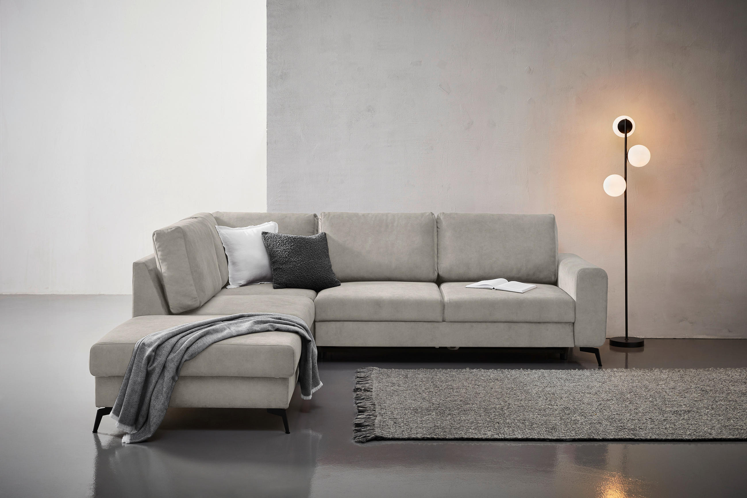 ECKSOFA in Chenille Hellgrau  - Hellgrau/Schwarz, Konventionell, Textil/Metall (257/275cm) - MID.YOU