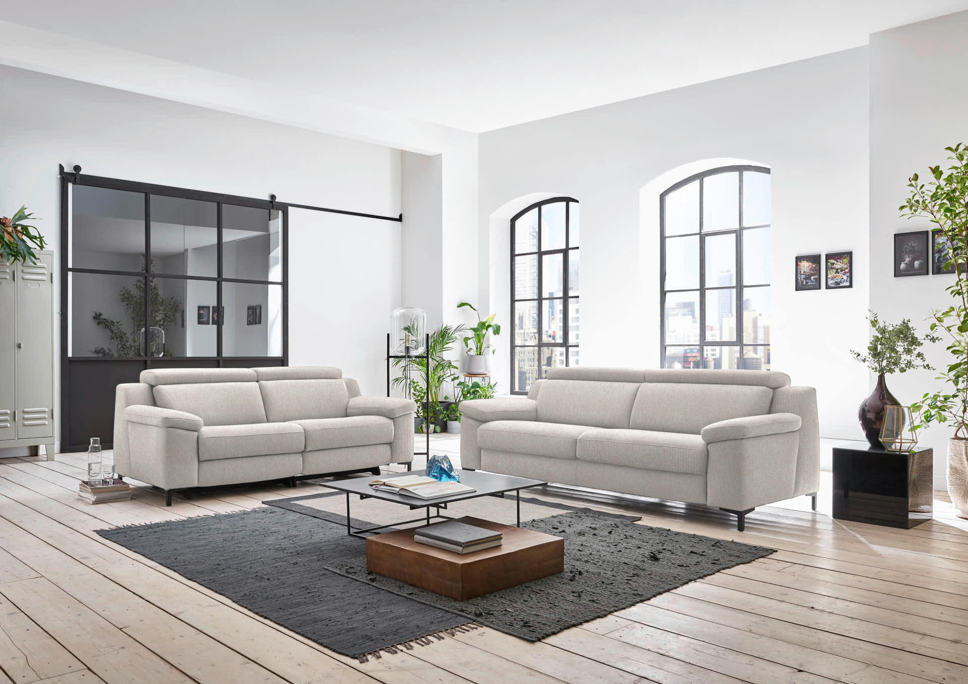 2,5-SITZER in Chenille Ecru  - Ecru/Schwarz, Design, Textil/Metall (188/84-104/104cm) - Valdera