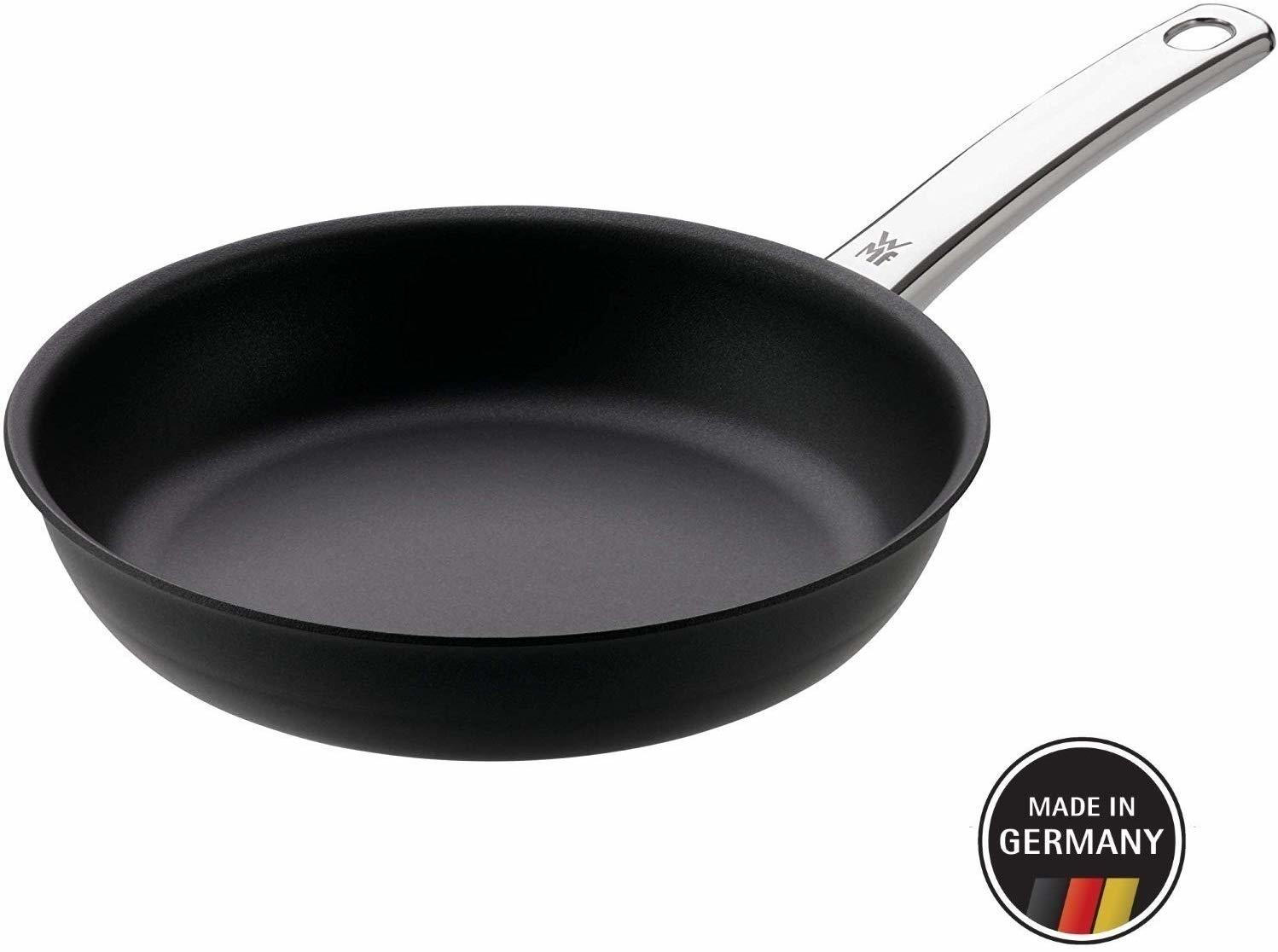 SÜTŐSERPENYŐ 24 cm  - fekete, Basics (24cm) - WMF