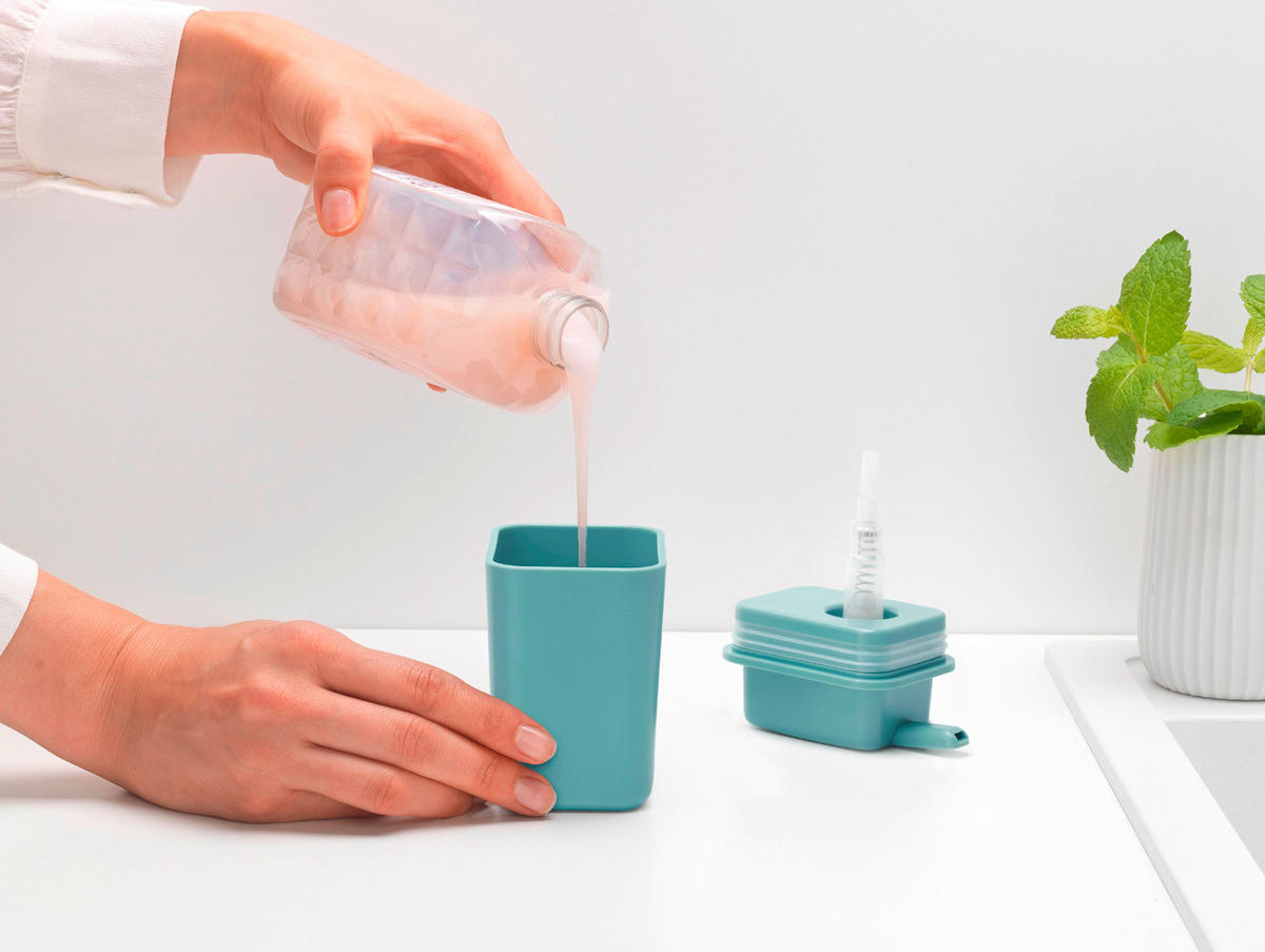 SPÜLMITTELSPENDER - Grün, Basics, Kunststoff (10/11.5/6cm) - Brabantia