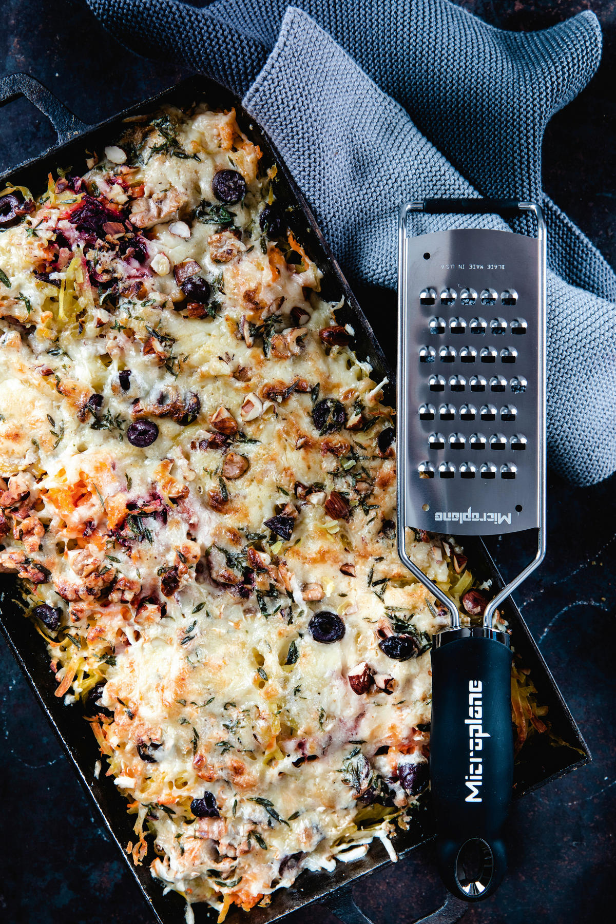 REIBE GOURMET  - Schwarz, Basics, Kunststoff/Metall (31,2/7,5/3cm) - MICROPLANE