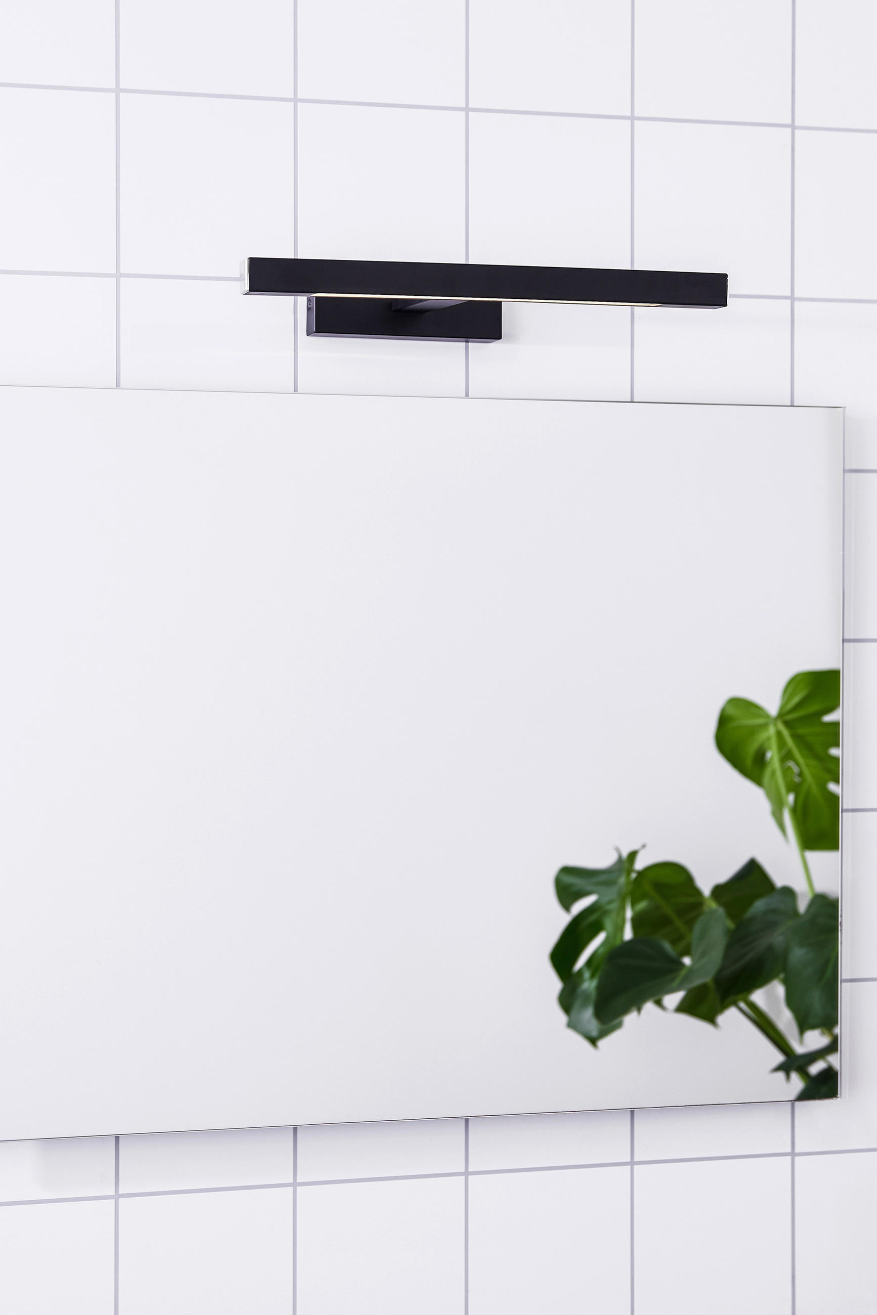 LED-WANDLEUCHTE - Schwarz, Basics (38/5/25cm) - Markslöjd