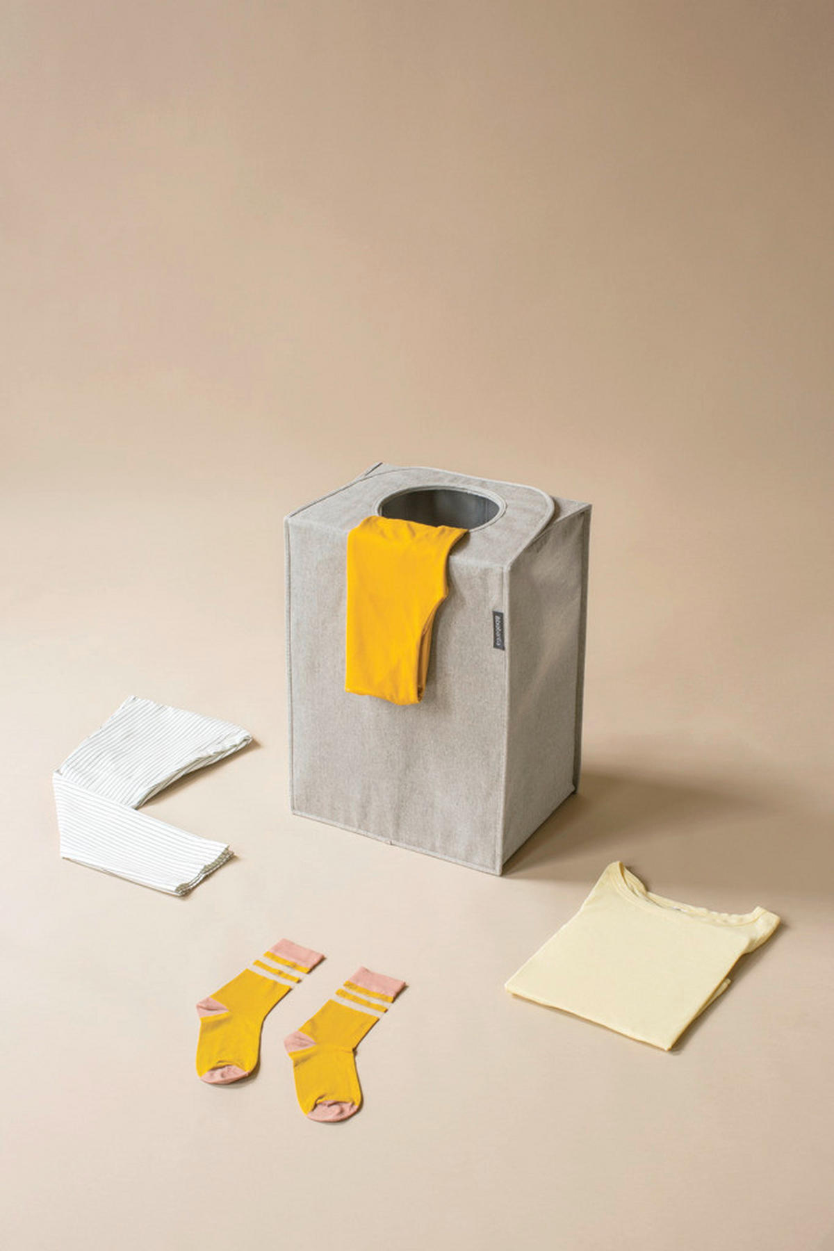 PRÁDELNÍ KOŠ, šedá - šedá, Design, textil (40,5/54/29,5cm) - Brabantia