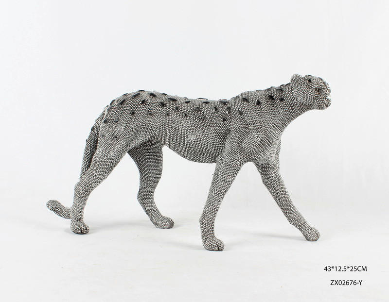 SZOBOR - ezüst/fekete, Design, műanyag (43/12,5/25cm)