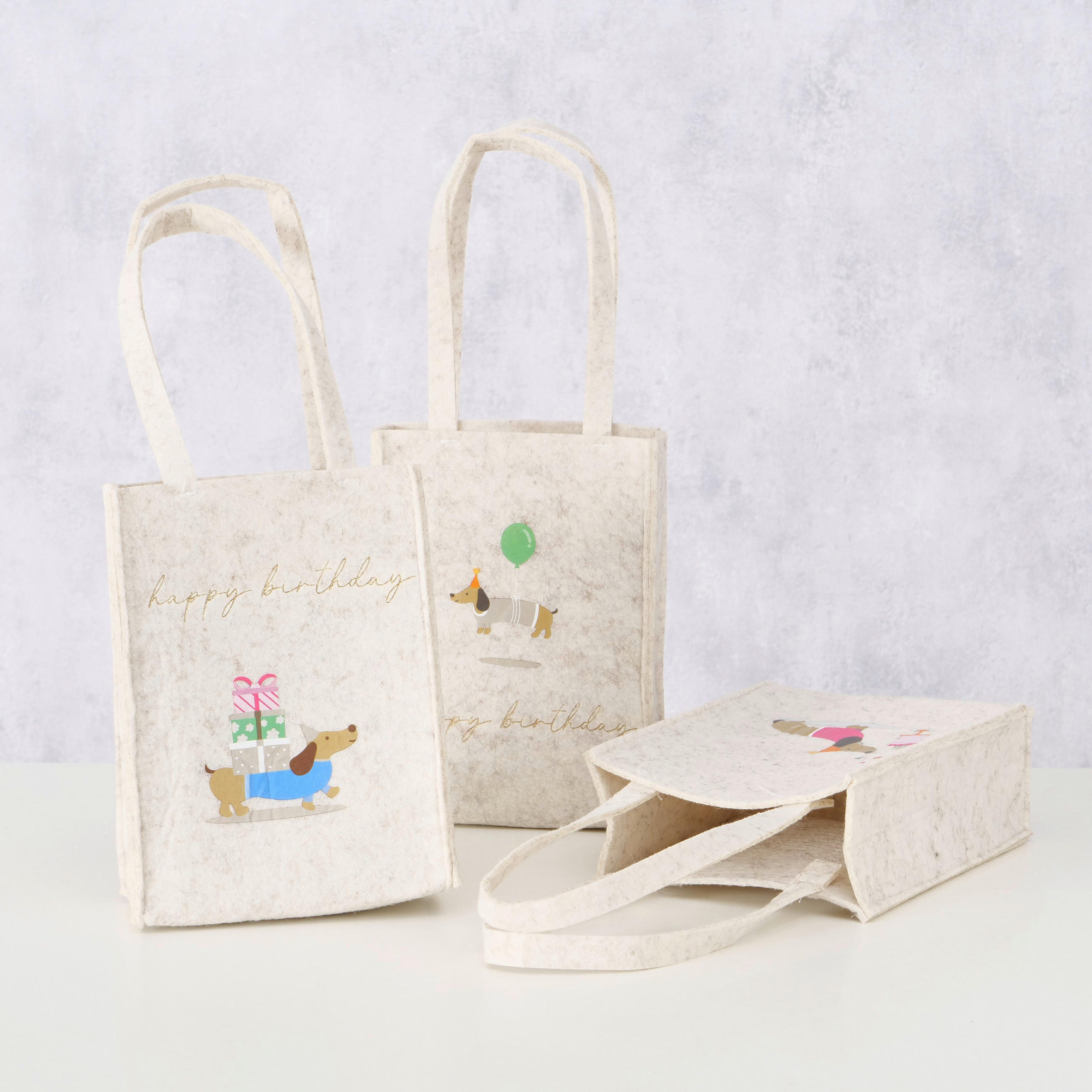 GESCHENKTASCHE  - Beige, KONVENTIONELL, Textil (15/6,5/20cm)