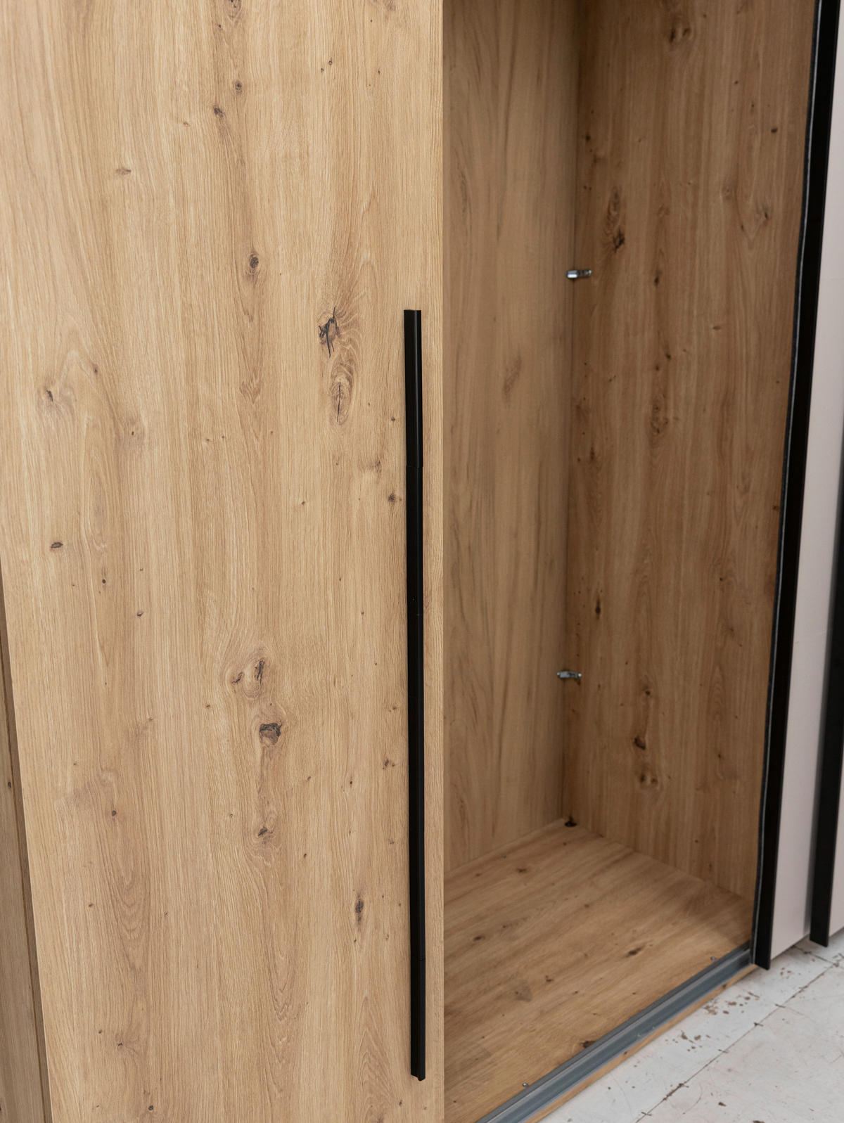 DREHTÜRENSCHRANK 4-türig Kaschmir, Eiche Artisan  - Kaschmir/Schwarz, KONVENTIONELL, Holzwerkstoff/Metall (270/225/61cm) - Boxxx