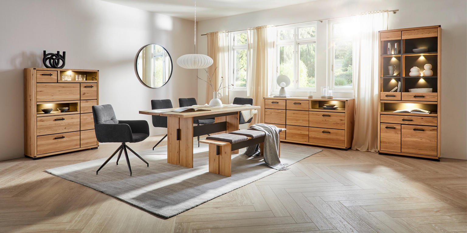 HIGHBOARD Wildeiche massiv Graphitfarben - Einrichtungsbeispiel