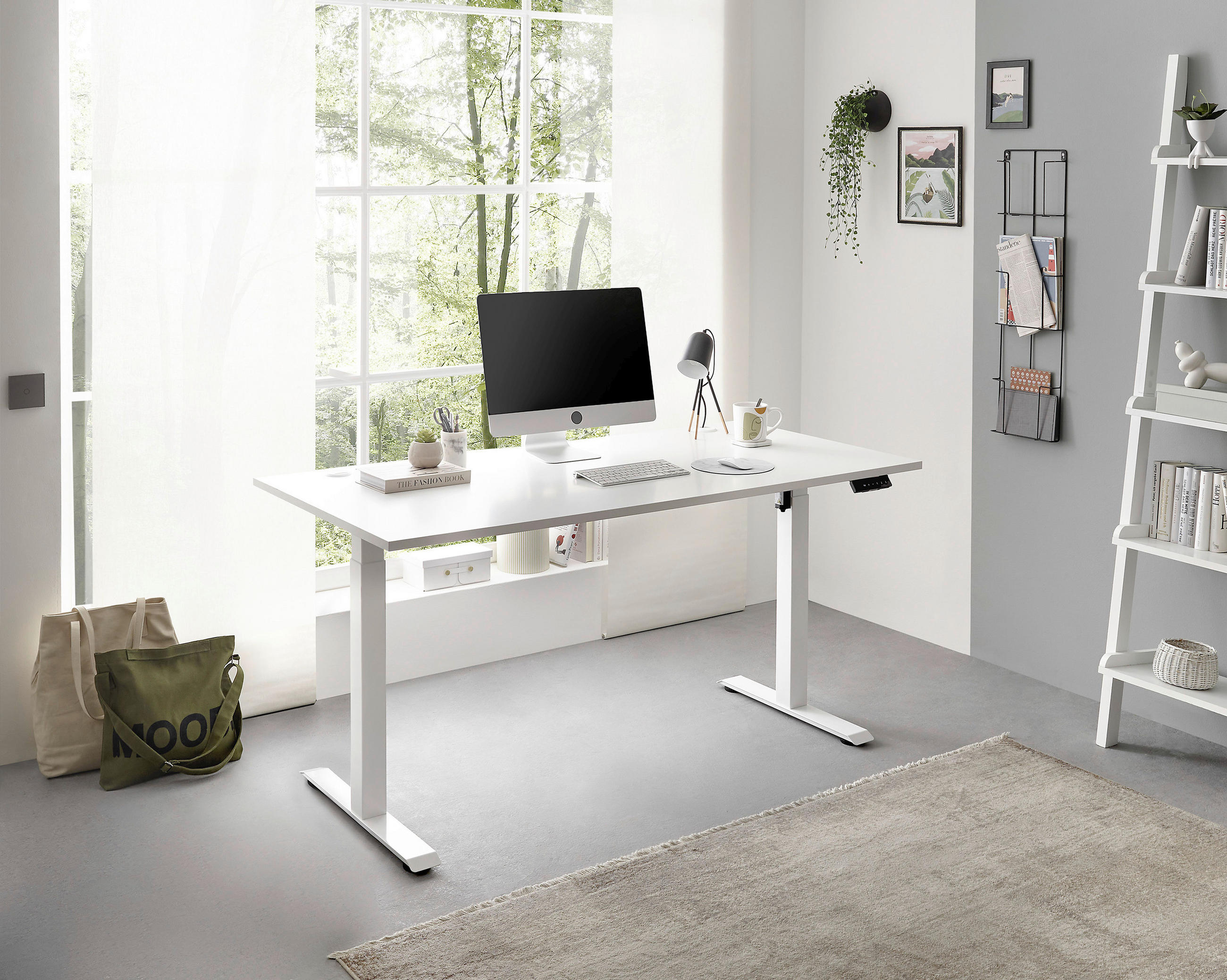SCHREIBTISCH 137/68/71,5-120 cm  in Weiß  - Weiß, MODERN, Holzwerkstoff/Metall (137/68/71,5-120cm) - Carryhome