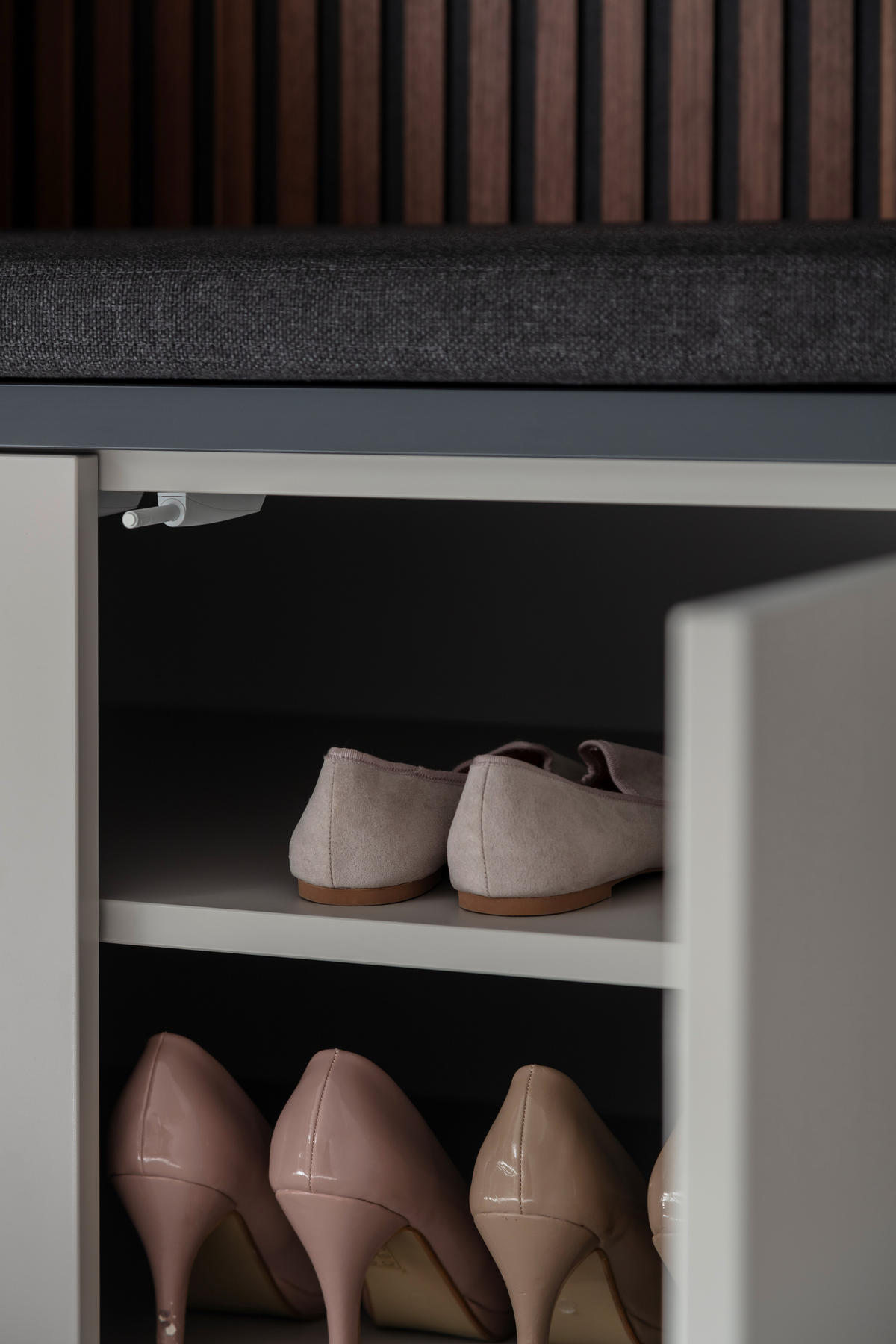 GARDEROBE 6-teilig  in 250/233/59 cm  - Anthrazit/Nussbaumfarben, Design, Holz/Holzwerkstoff (250/233/59cm) - Moderano