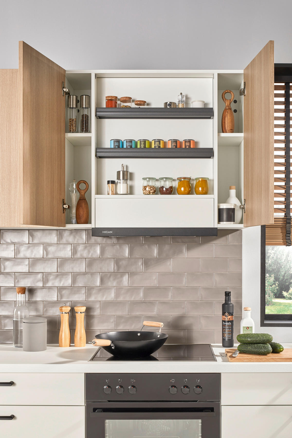 EINBAUKÜCHE   - Weiß, Design, Holzwerkstoff - Dieter Knoll
