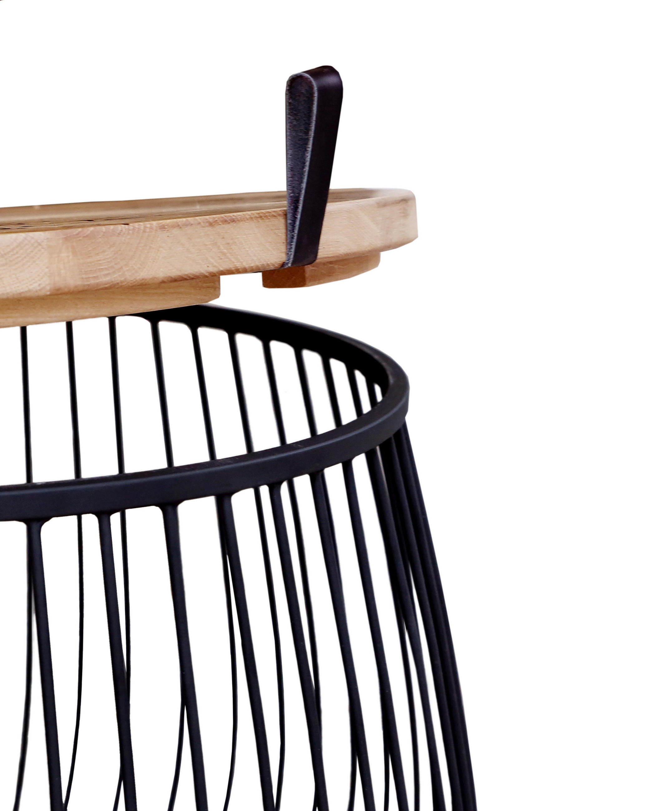 Thumbnail - Novel Couchtisch, Natur, Schwarz, Leder, Eiche, massiv, rund, zylindrisch, 70x45x70 cm, Wohnzimmer, Wohnzimmertische, Co...