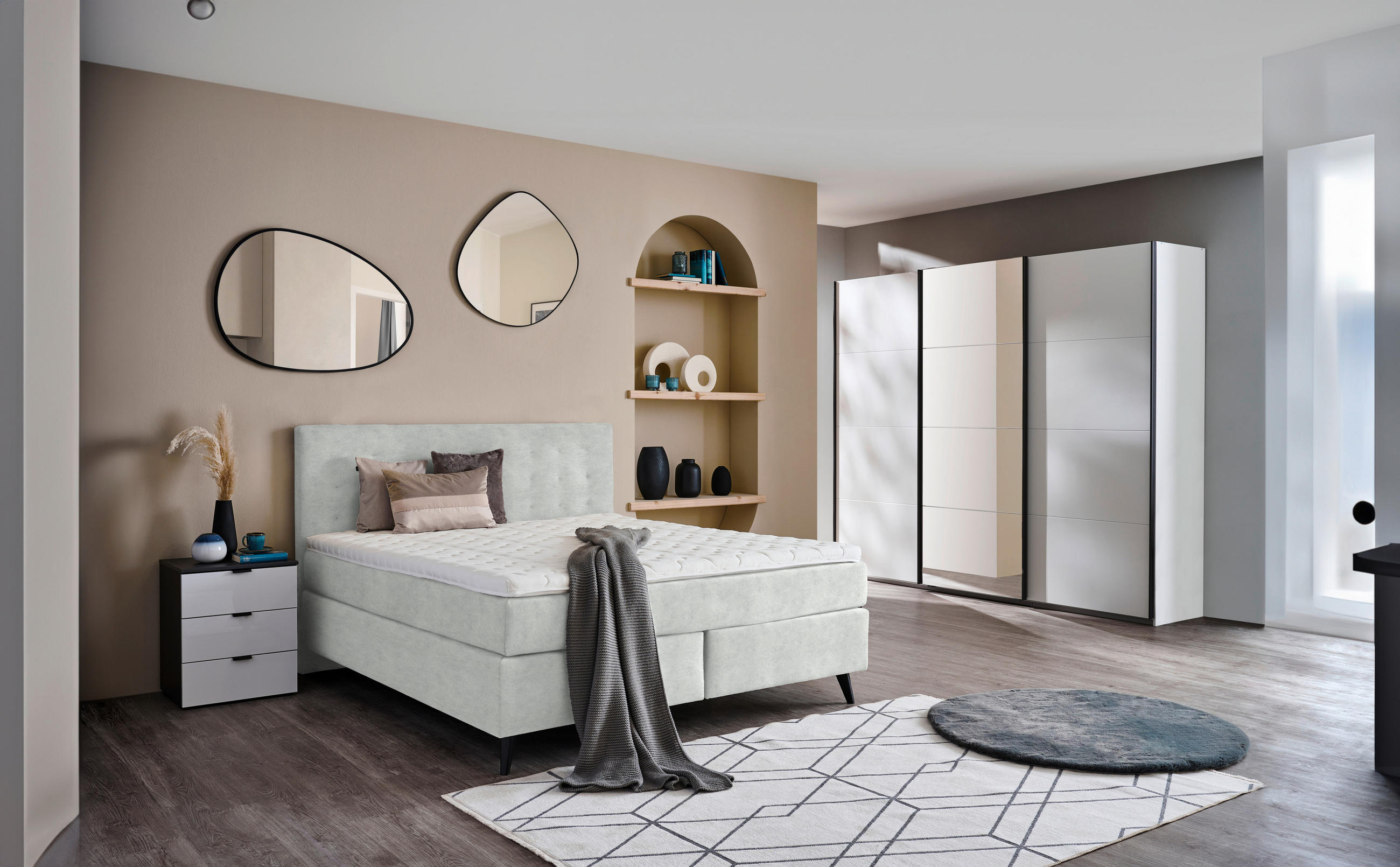 BOXSPRINGBETT 180/200 cm  in Hellgrau  - Hellgrau/Schwarz, KONVENTIONELL, Holz/Textil (180/200cm) - Voleo