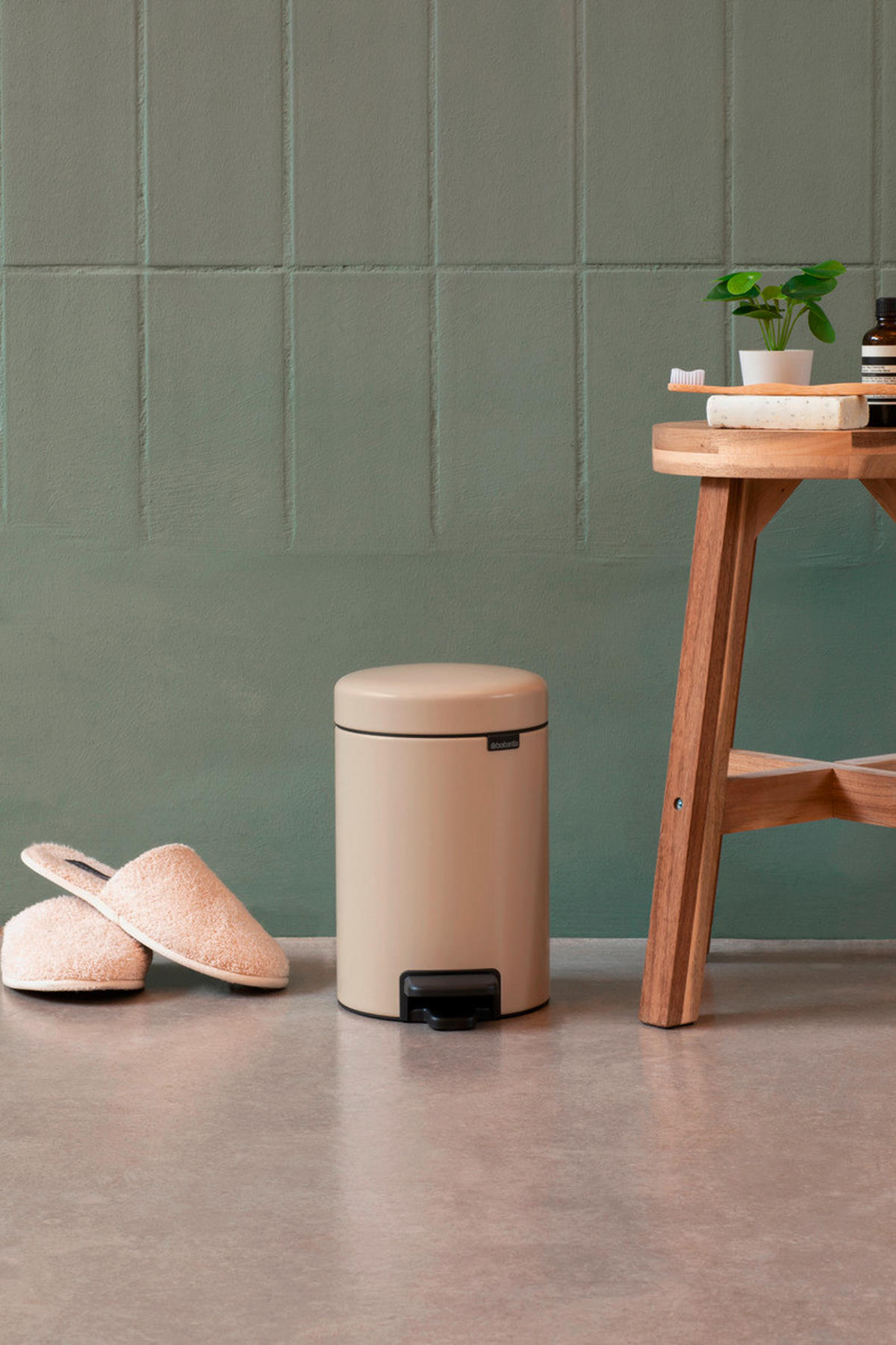 ODPADKOVÝ KÔŠ  5 l - Design (27,2/20,5/29,1cm) - Brabantia