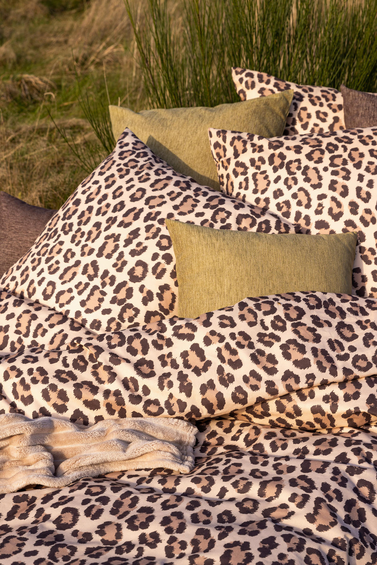 BETTWÄSCHESET Satin 160/210 cm  65 cm/100 cm  - Braun, Basics, Textil (160/210cm) - Novel