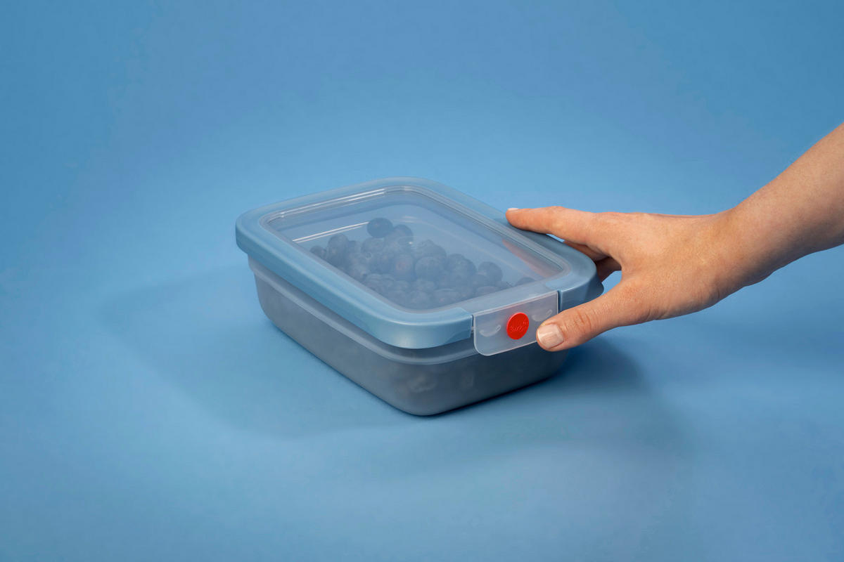 FRISCHHALTEDOSE One Click 2,3L L  - Hellblau, Basics, Kunststoff (25,97/20,19/8,5cm) - Emsa