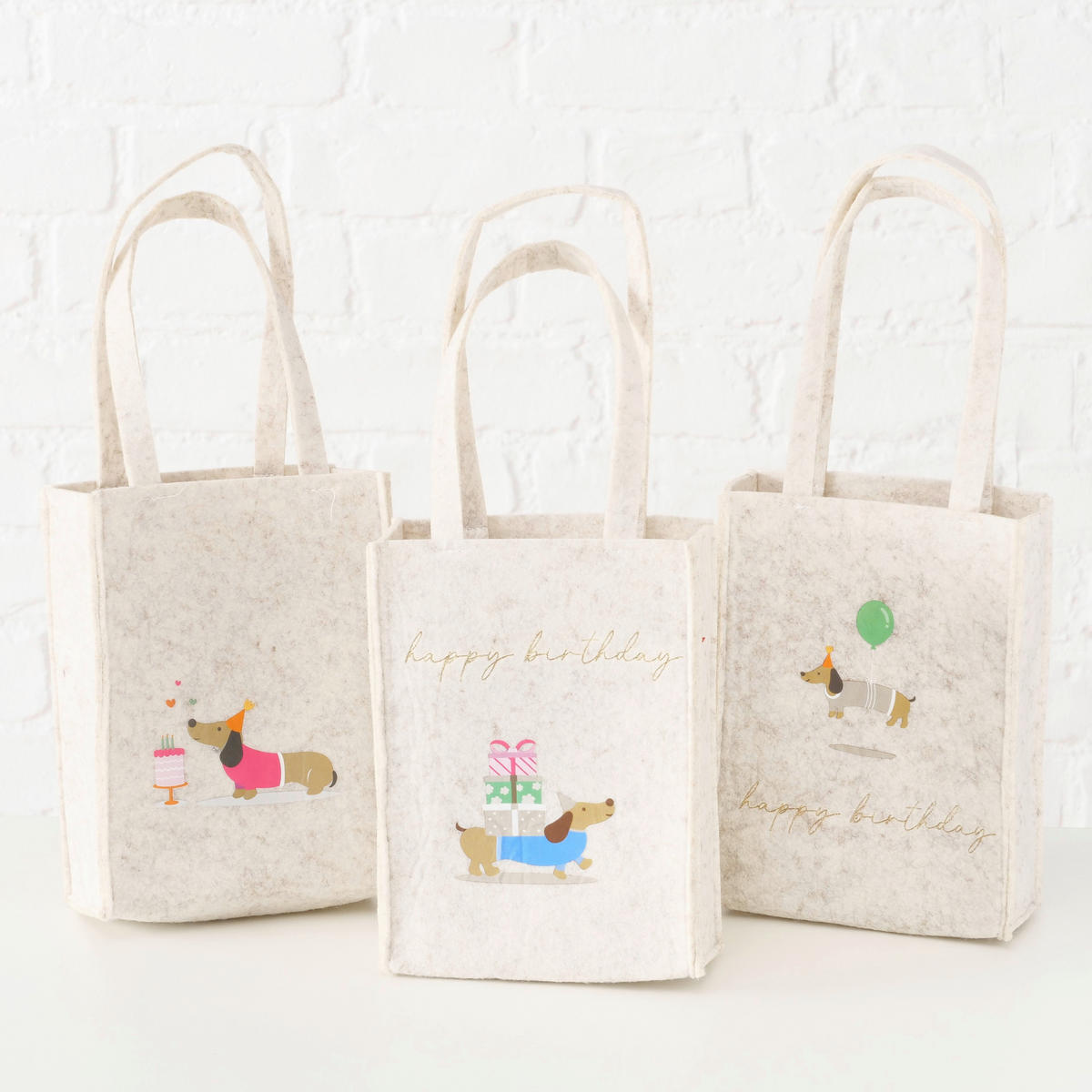 GESCHENKTASCHE  - Beige, KONVENTIONELL, Textil (15/6,5/20cm)
