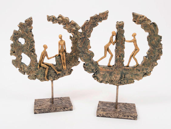 SKULPTURA - zlate barve, Design, umetna masa (26/8/33cm)