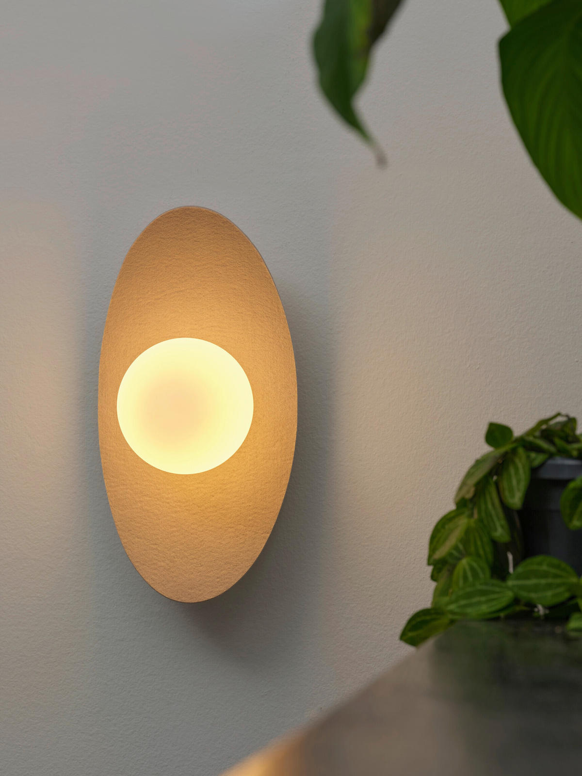 WANDLEUCHTE 28/13,5/15 cm   - Beige, Design, Glas/Textil (28/13,5/15cm) - Osram
