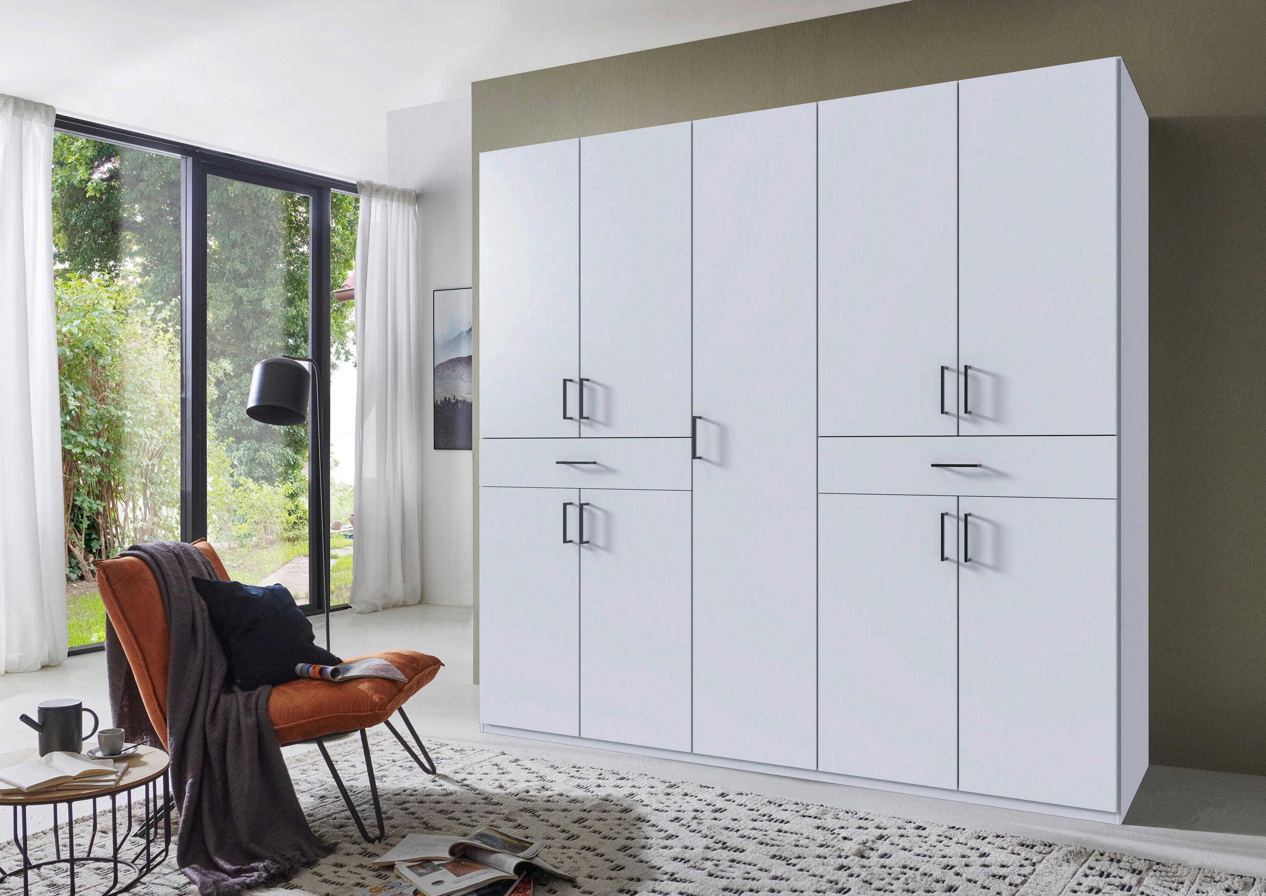 DREHTÜRENSCHRANK in Weiss  - Weiss/Schwarz, Konventionell, Holzwerkstoff/Kunststoff (225/208/58cm) - Carryhome
