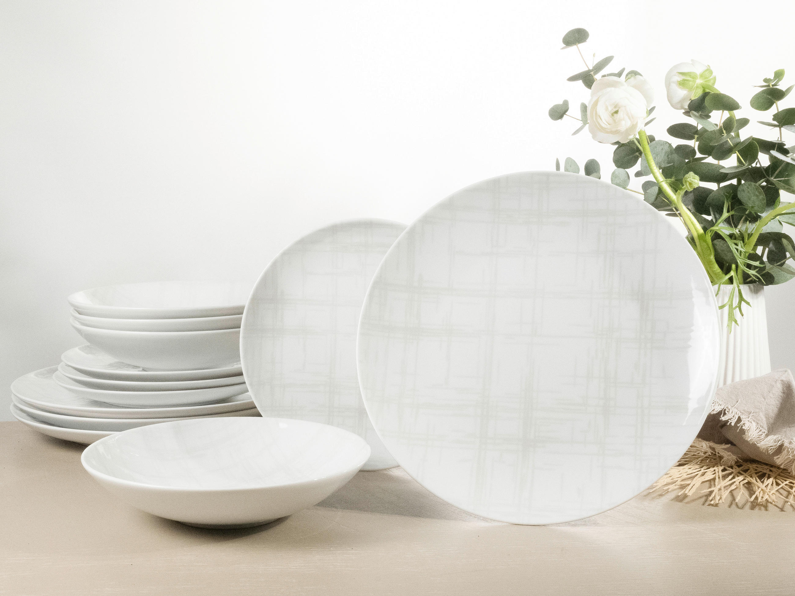 JÍDELNÍ SOUPRAVA, porcelán - bílá/vícebarevná, Basics, keramika - Creatable