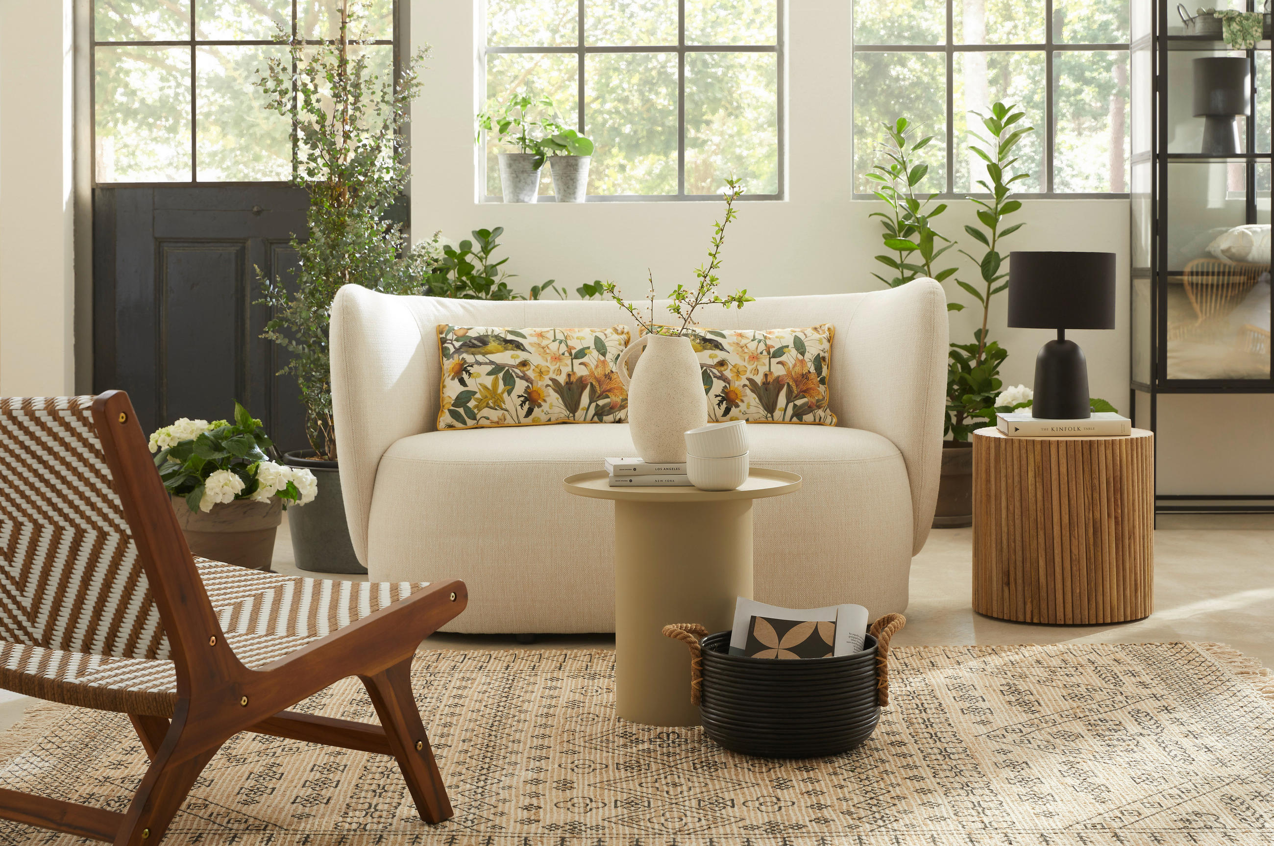 2-SITZER-SOFA in Bouclé Creme - Creme/Schwarz, KONVENTIONELL, Kunststoff/Textil (154/80/84cm) - Livetastic