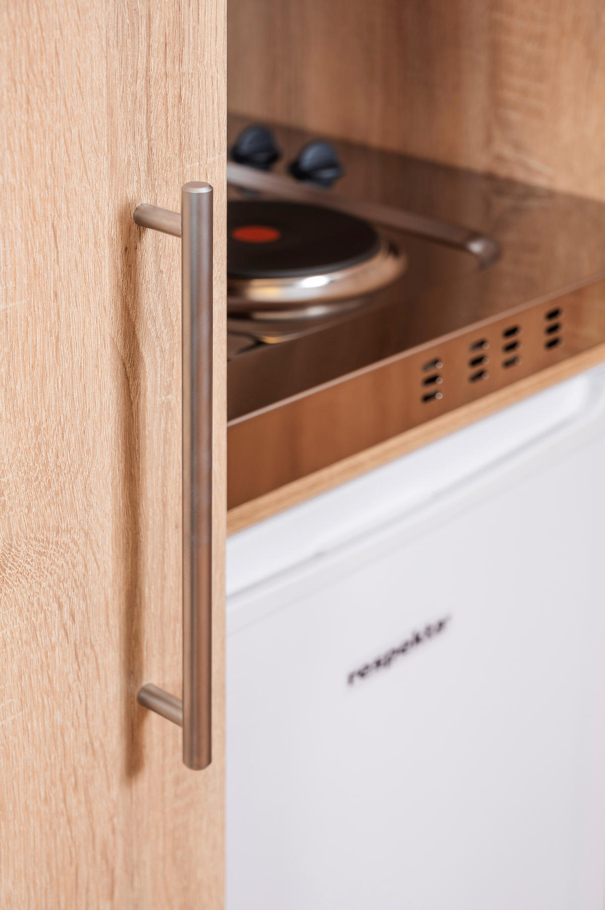 SCHRANKKÜCHE  104/193/67 cm  in Grau  - Edelstahlfarben/Eichefarben, KONVENTIONELL, Holzwerkstoff/Metall (104/193/67cm) - Respekta