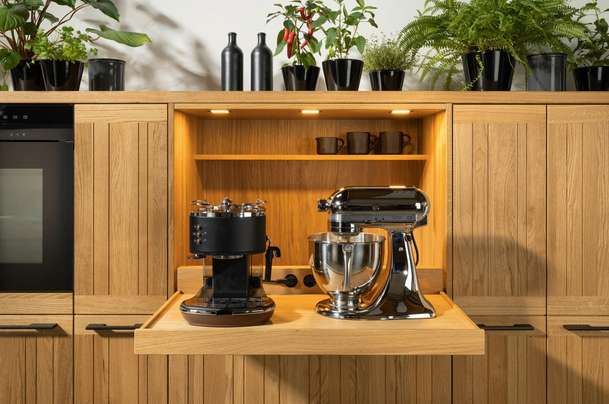 EINBAUKÜCHE   - Eichefarben, Design, Glas/Holz - TEAM 7