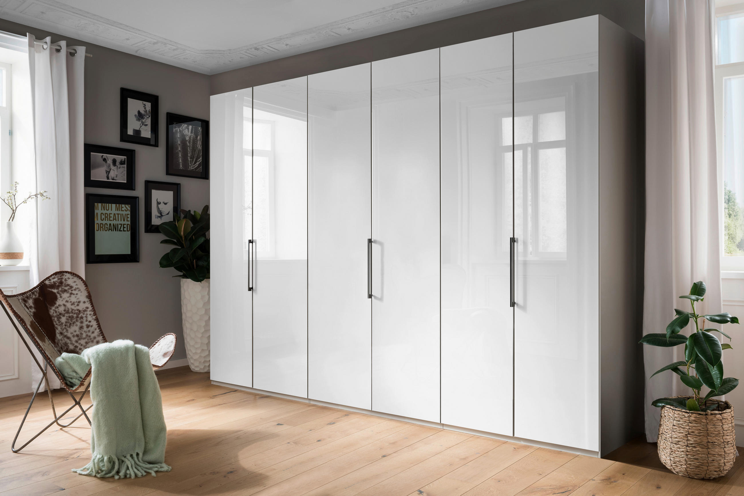 KLEIDERSCHRANK 300/236/58 cm 6-türig Grau, Weiß  - Schieferfarben/Weiß, KONVENTIONELL, Glas/Holzwerkstoff (300/236/58cm) - Novel