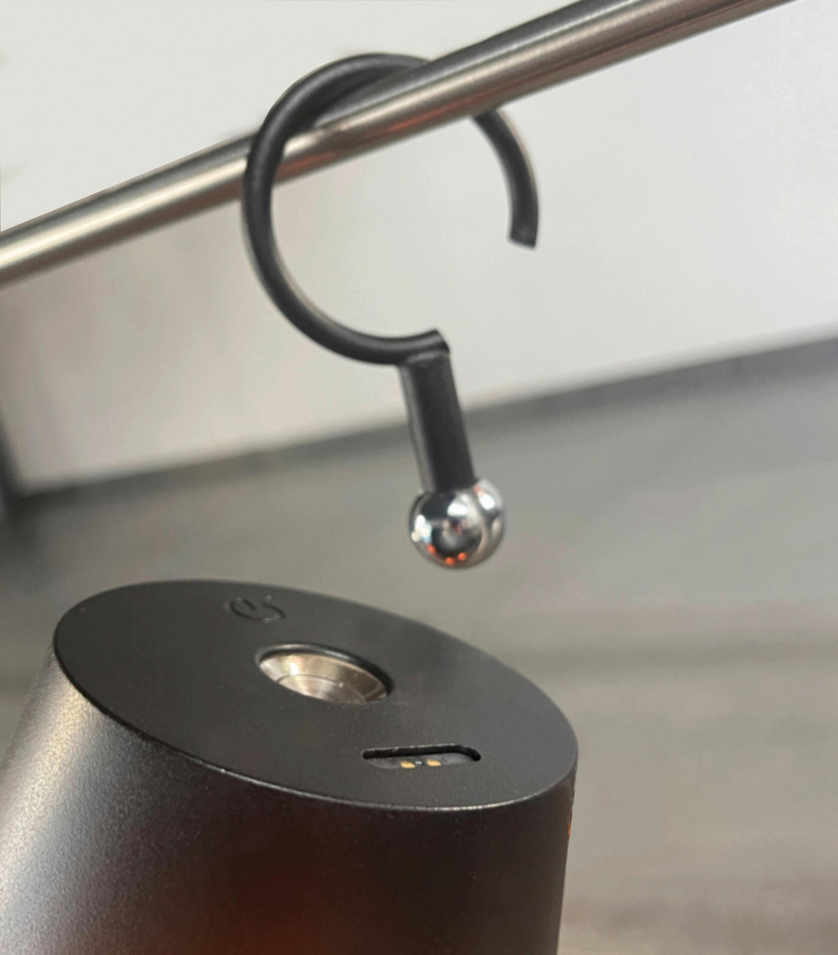 AKKU-TISCHLEUCHTE Voet   - Schwarz, KONVENTIONELL, Metall (12/34/34cm)