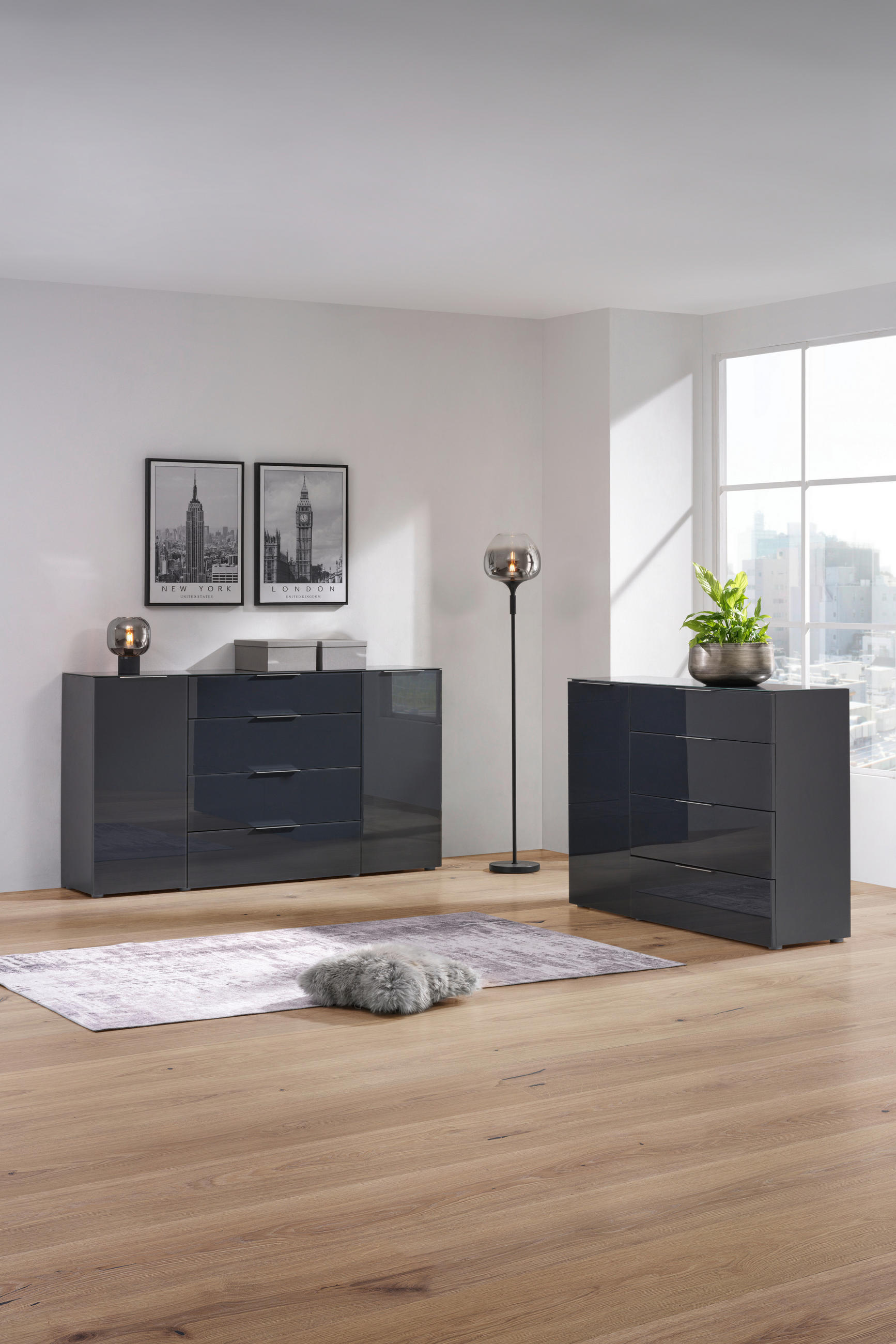 SIDEBOARD  in 135/101/40,5 cm  - Anthrazit/Alufarben, Design, Glas/Holzwerkstoff (135/101/40,5cm) - Voleo