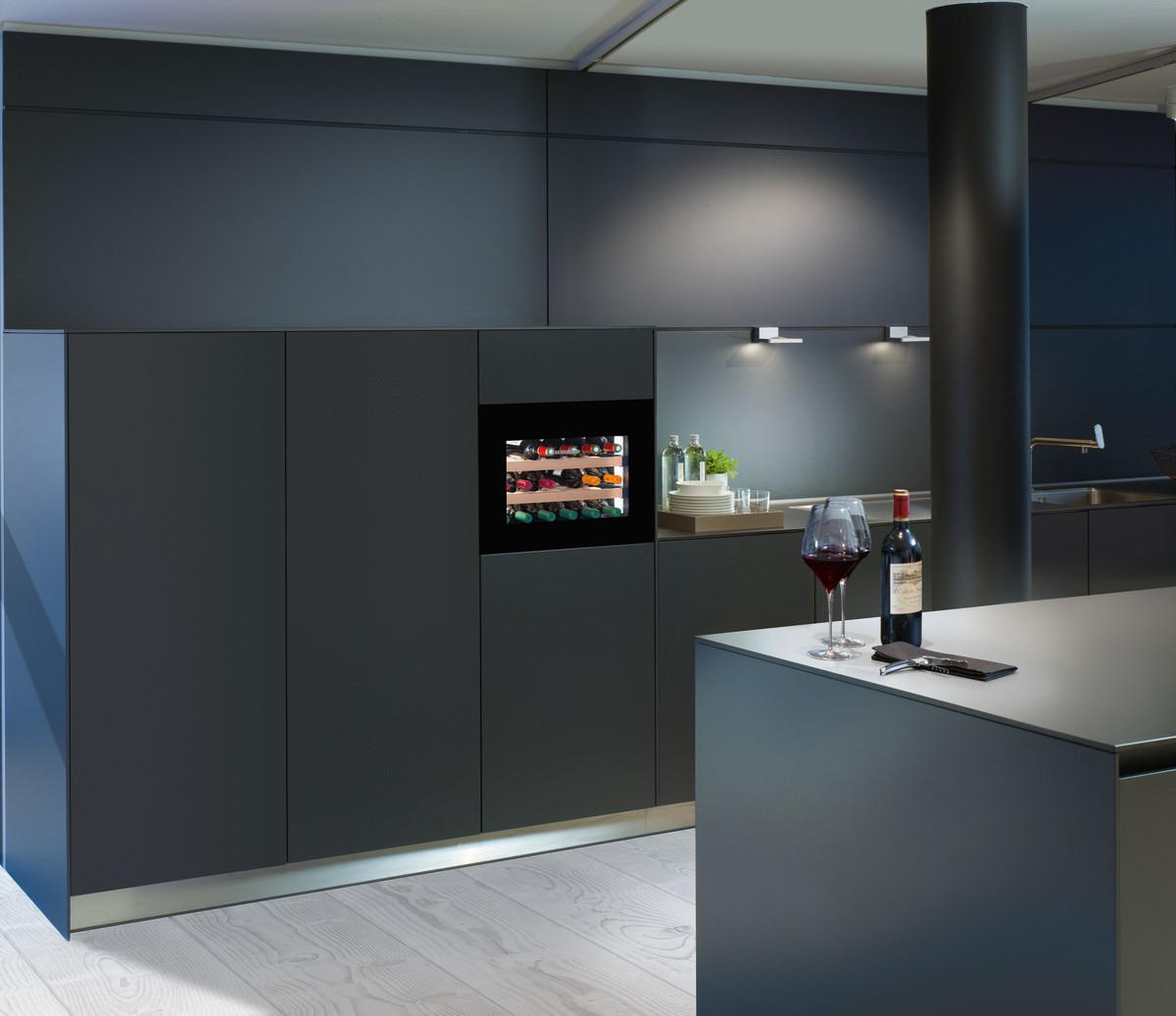 WEINKÜHLSCHRANK WKEGB582-26  - Schwarz, Basics, Metall (59,5/45,5/55,9cm) - Liebherr