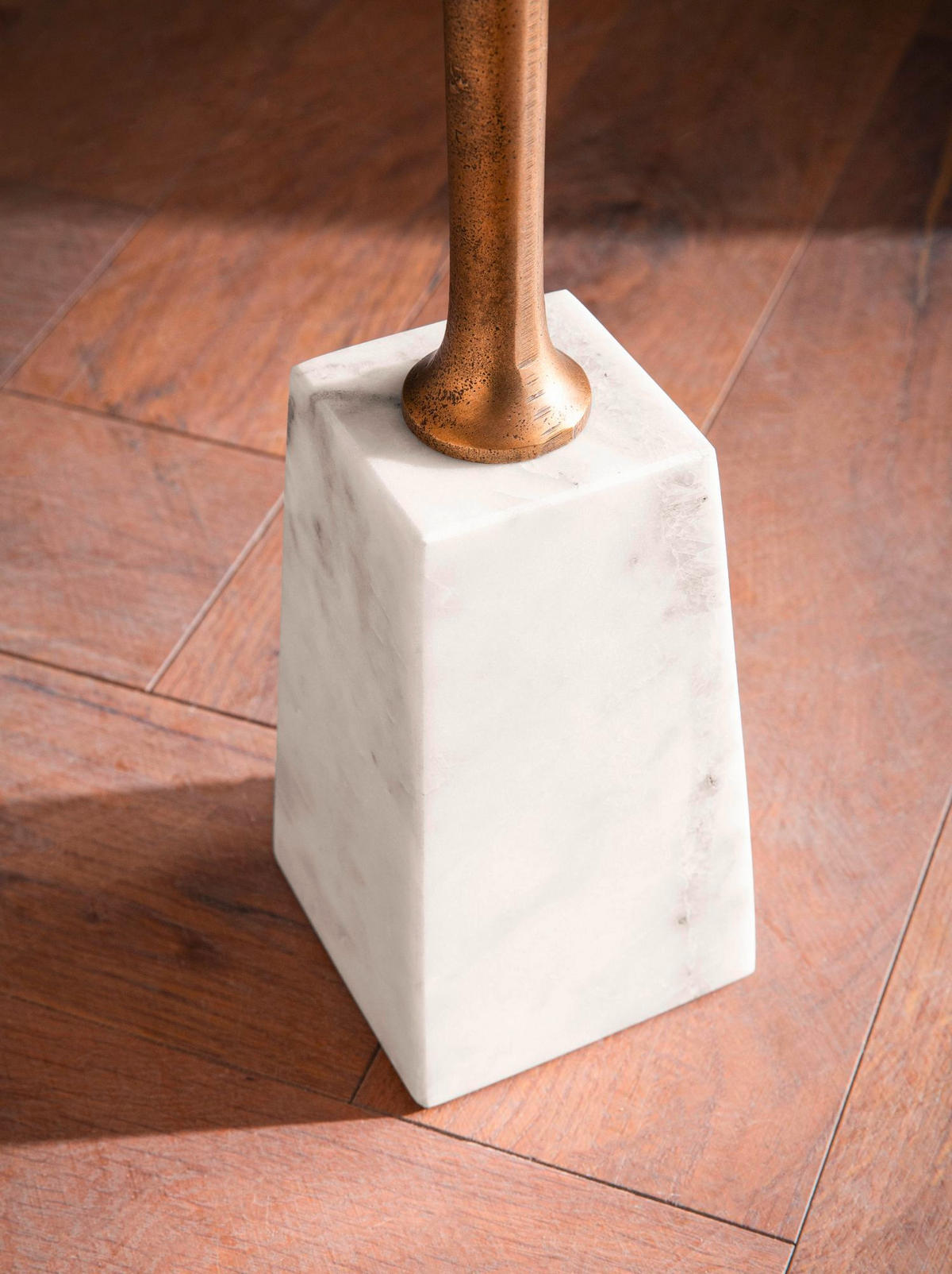 BEISTELLTISCH in Metall 34/34/58 cm  - Weiss/Goldfarben, Design, Stein/Metall (34/34/58cm) - Livetastic
