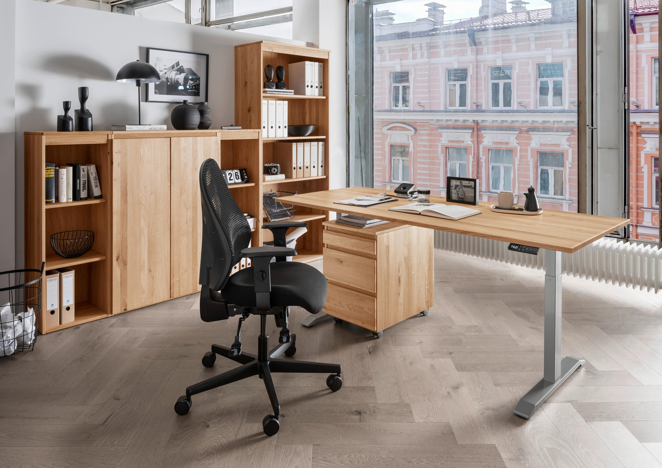 SCHREIBTISCH 140/80/64-130 cm  in Silberfarben, Eichefarben  - Eichefarben/Silberfarben, KONVENTIONELL, Holz/Metall (140/80/64-130cm) - Linea Natura