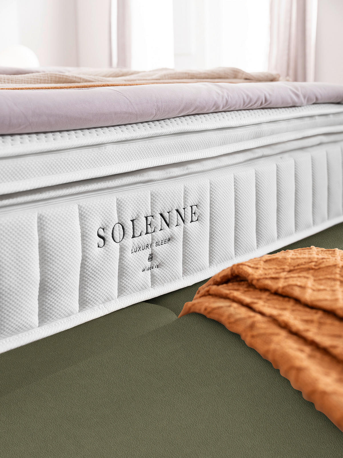 BOXSPRINGBETT 160/200 cm  in Creme, Olivgrün  - Creme/Schwarz, Design, Textil/Metall (160/200cm) - Johann Jakob