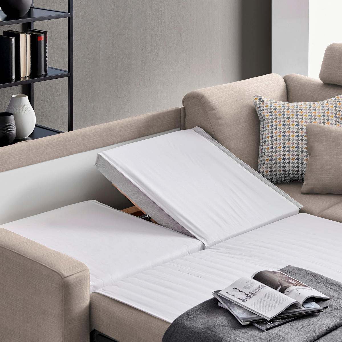 ECKSOFA in Chenille Naturfarben, Beige  227/208 cm  - Beige/Alufarben, KONVENTIONELL, Textil/Metall (227/208cm) - Sedda